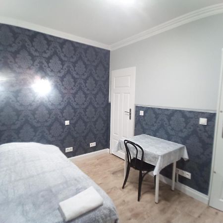 Studio Jutrzenka Z Lazienka By Apartamenty Na Dni Wroclaw Ngoại thất bức ảnh